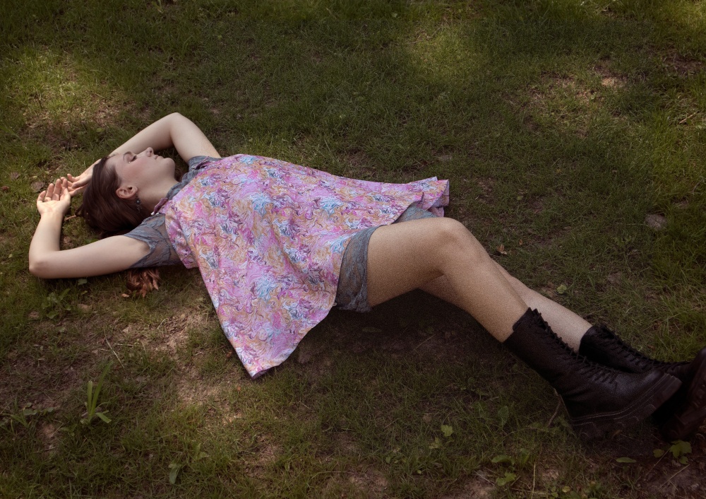 genesis grimes dress outfit